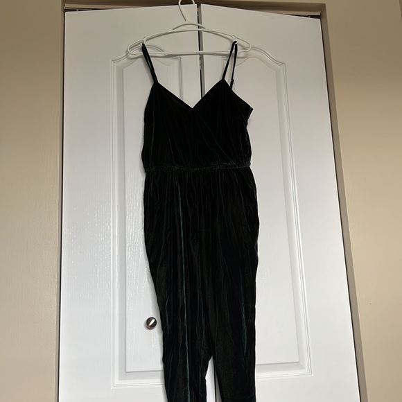 Cupcakes and Cashmere Green Velour Romper - Picture 2 of 3